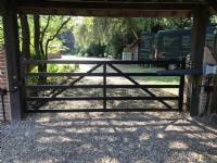 Five-bar 'wooden-style' steel gates - project portfolio 1